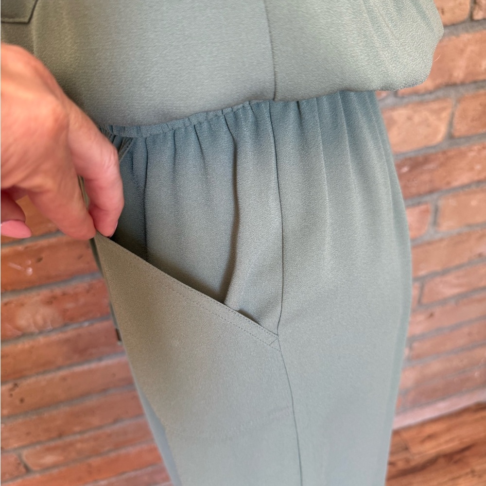 Olive Green Sleeveless Dress - Picture 7 of 12